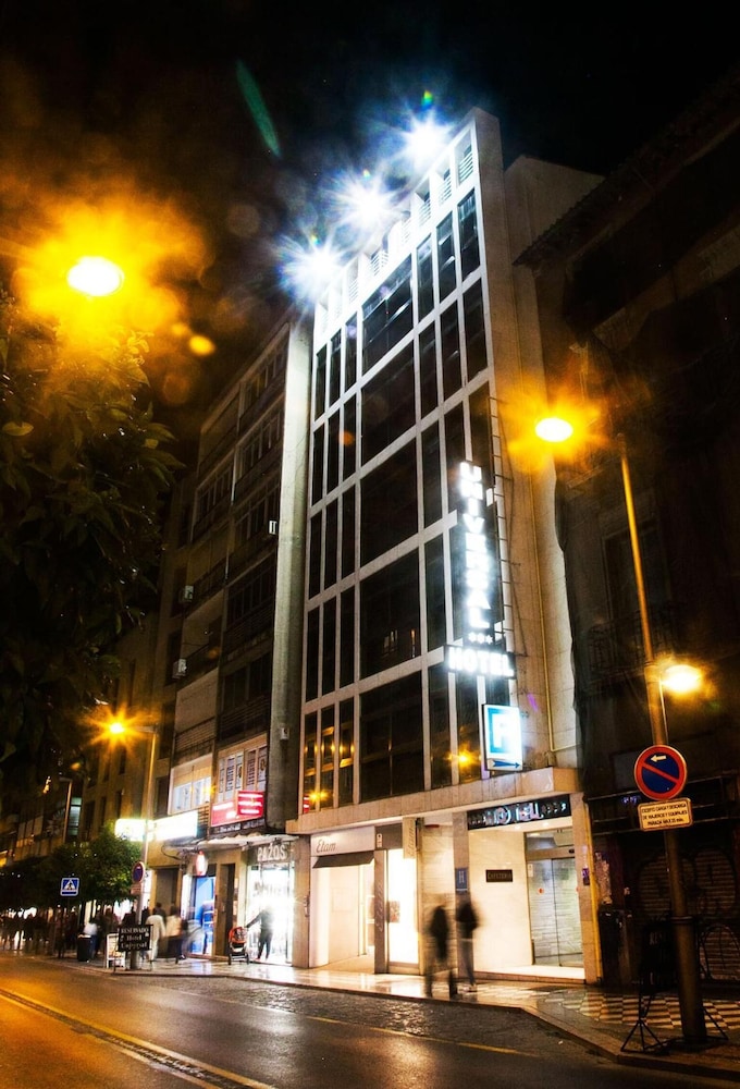 Hotel Universal image