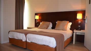 Caja de seguridad en la habitación, insonorización y wifi gratis