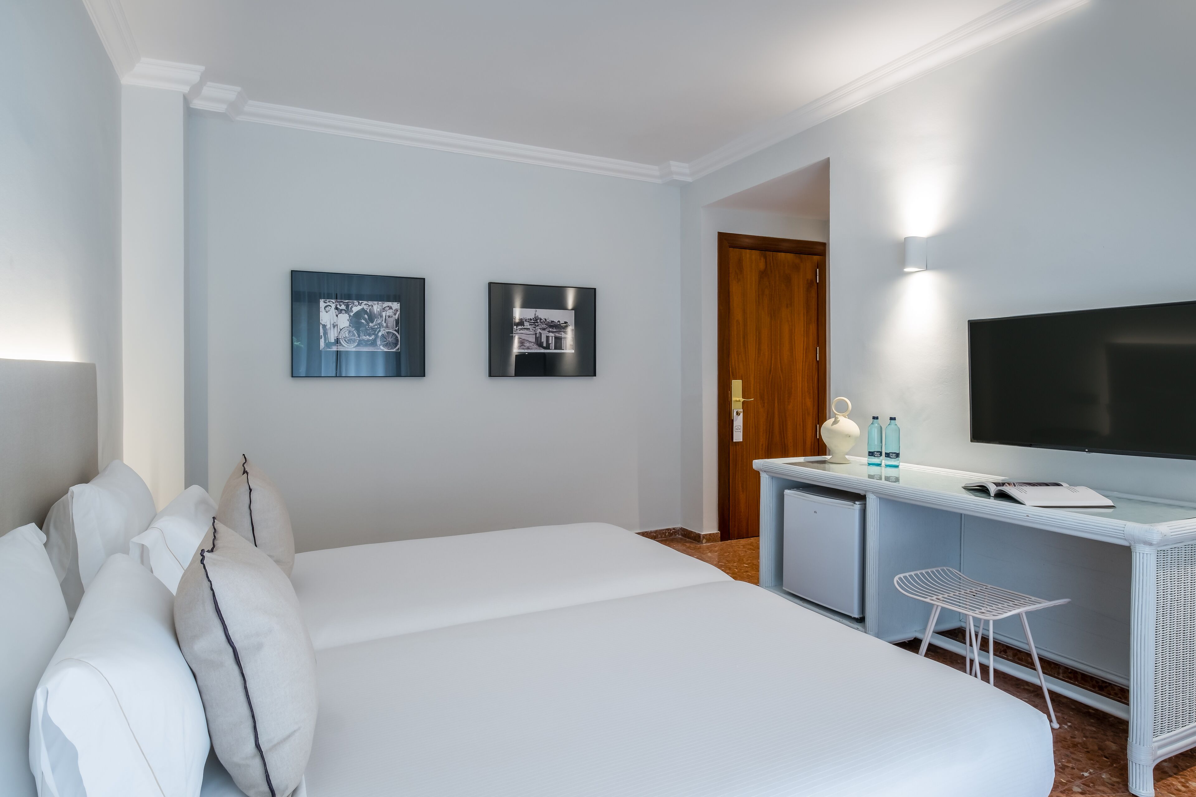 economy double room | in-room safe, desk, blackout curtains, iron/ironing board