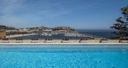 Hotel Montjoi