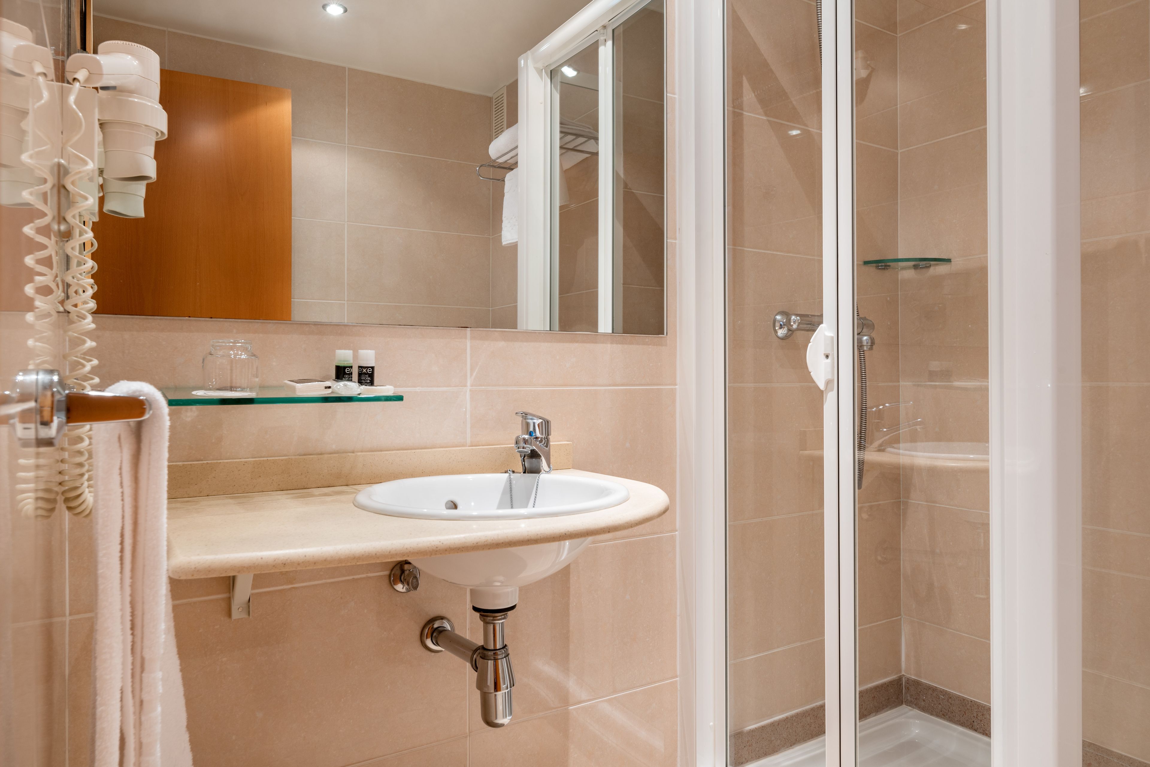 1 bedroom, minibar, in-room safe, desk