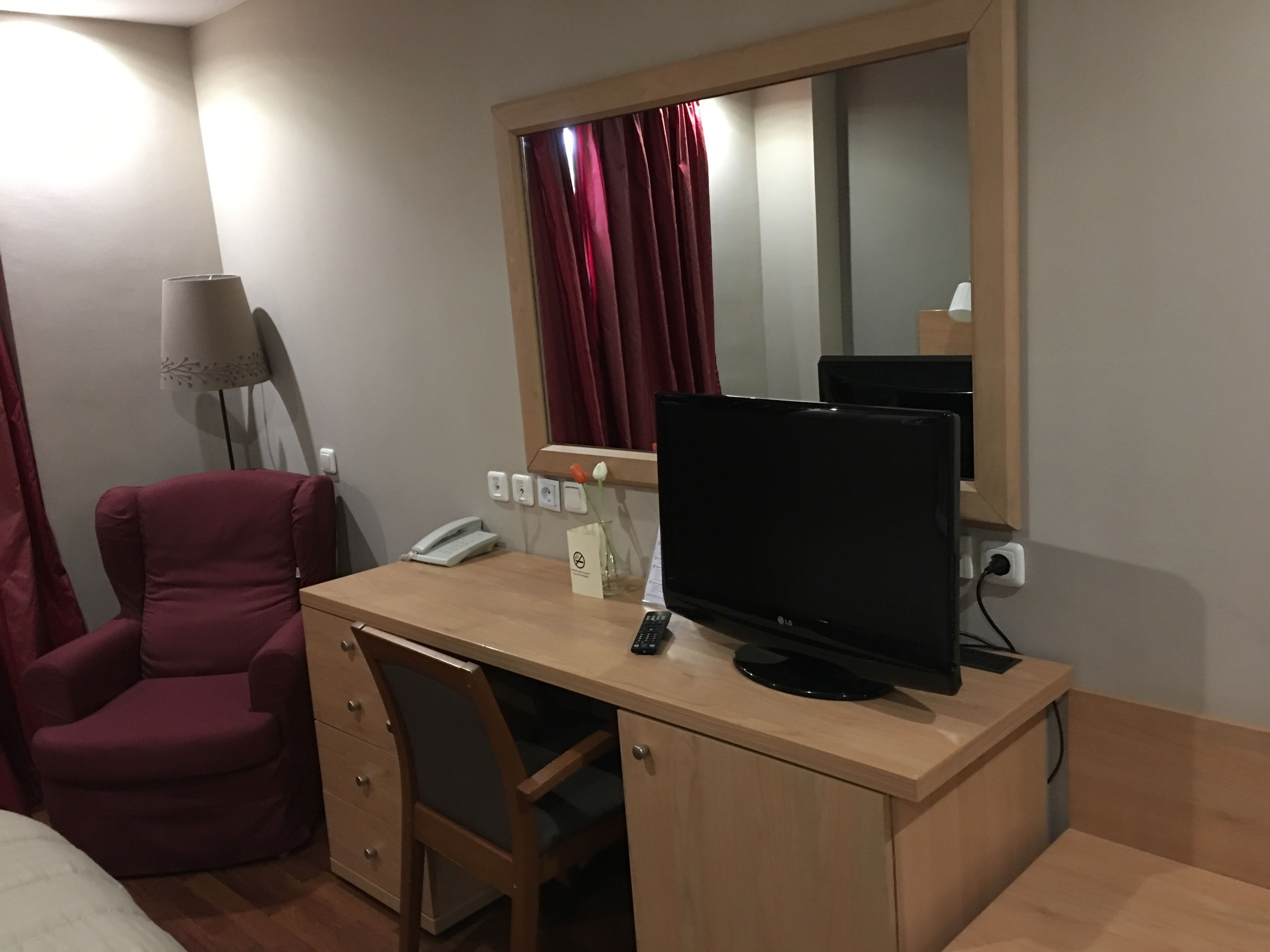 Photo - Athina Airport Hotel