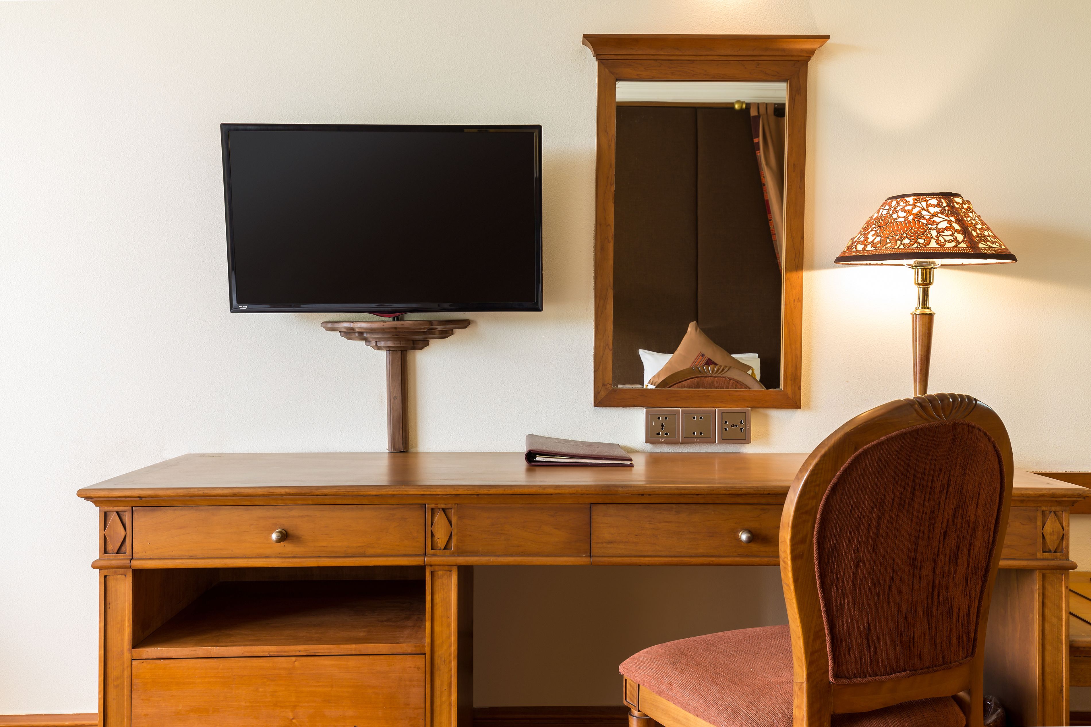 1 bedroom, premium bedding, down duvets, minibar