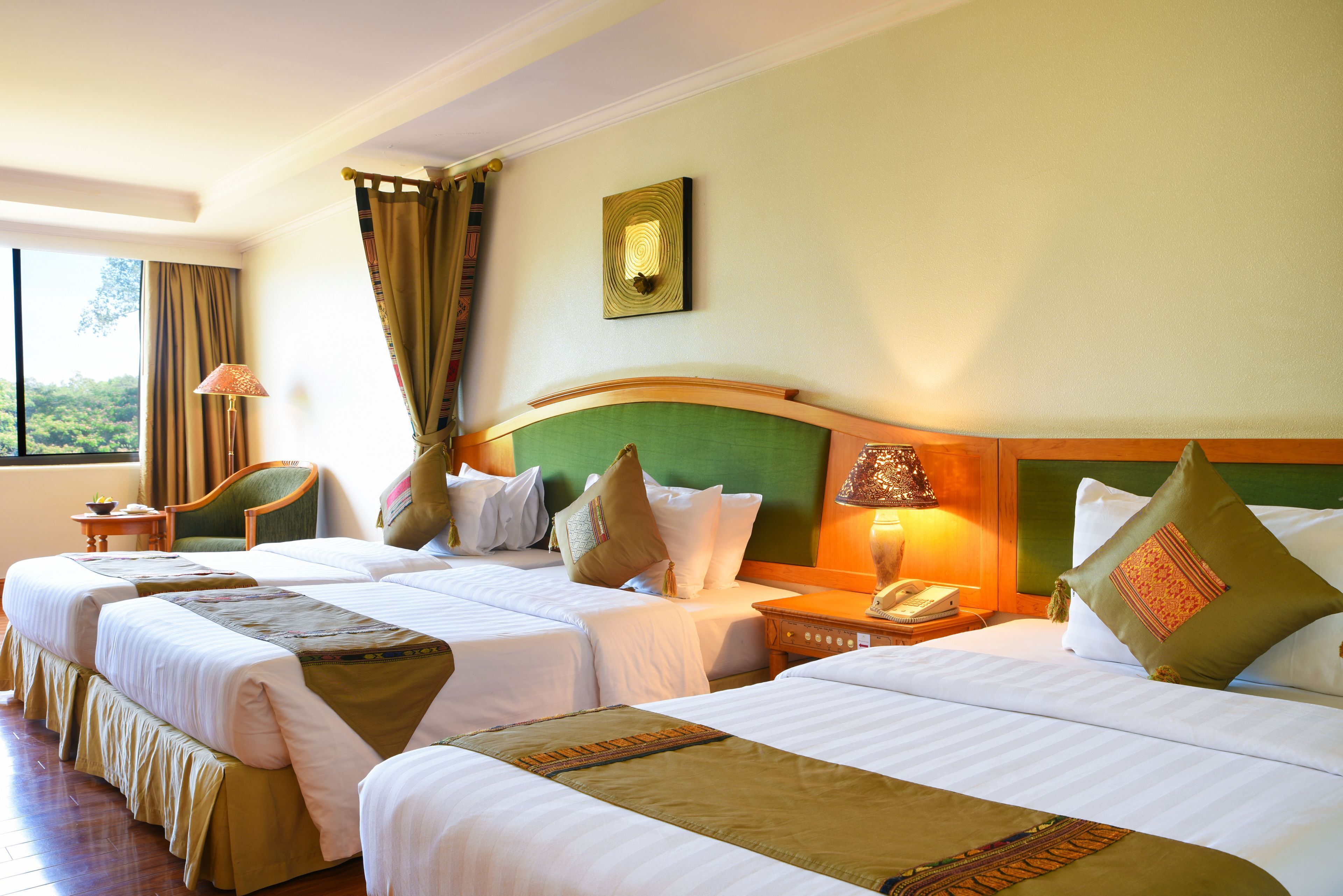 Premium bedding, down duvets, minibar, in-room safe