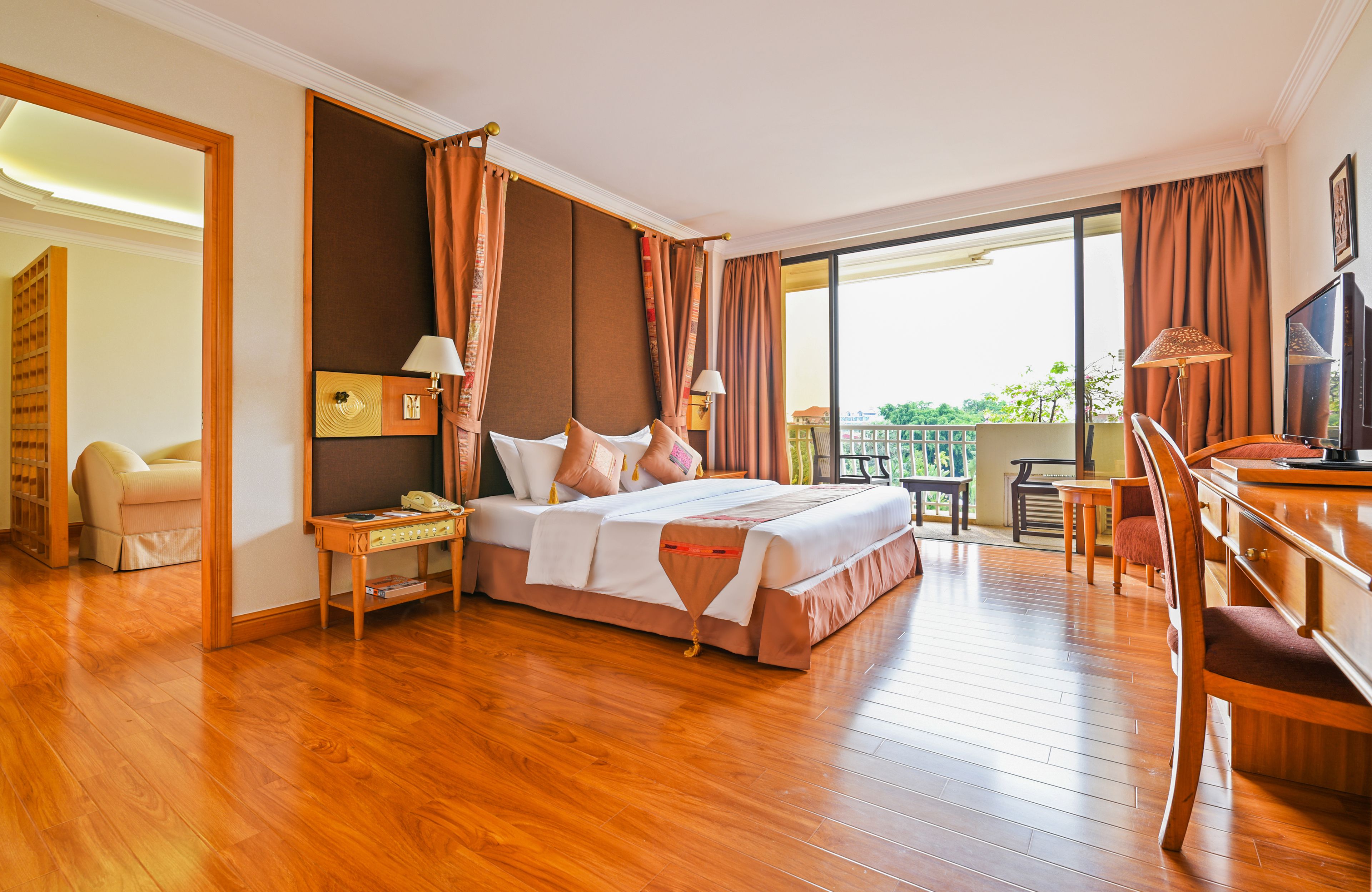 century suite | 1 bedroom, premium bedding, down duvets, minibar