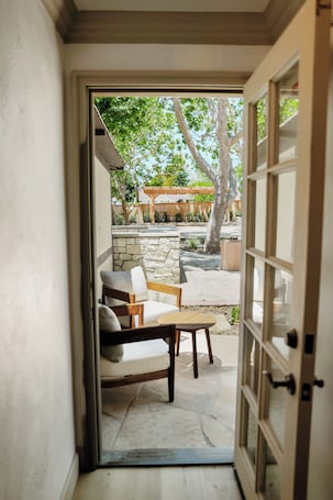 Haven Grove King | View from room