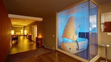 Sauna, hot tub, steam room, body treatments, body wraps, body scrubs