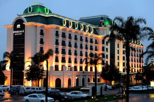 Front of property - evening/night