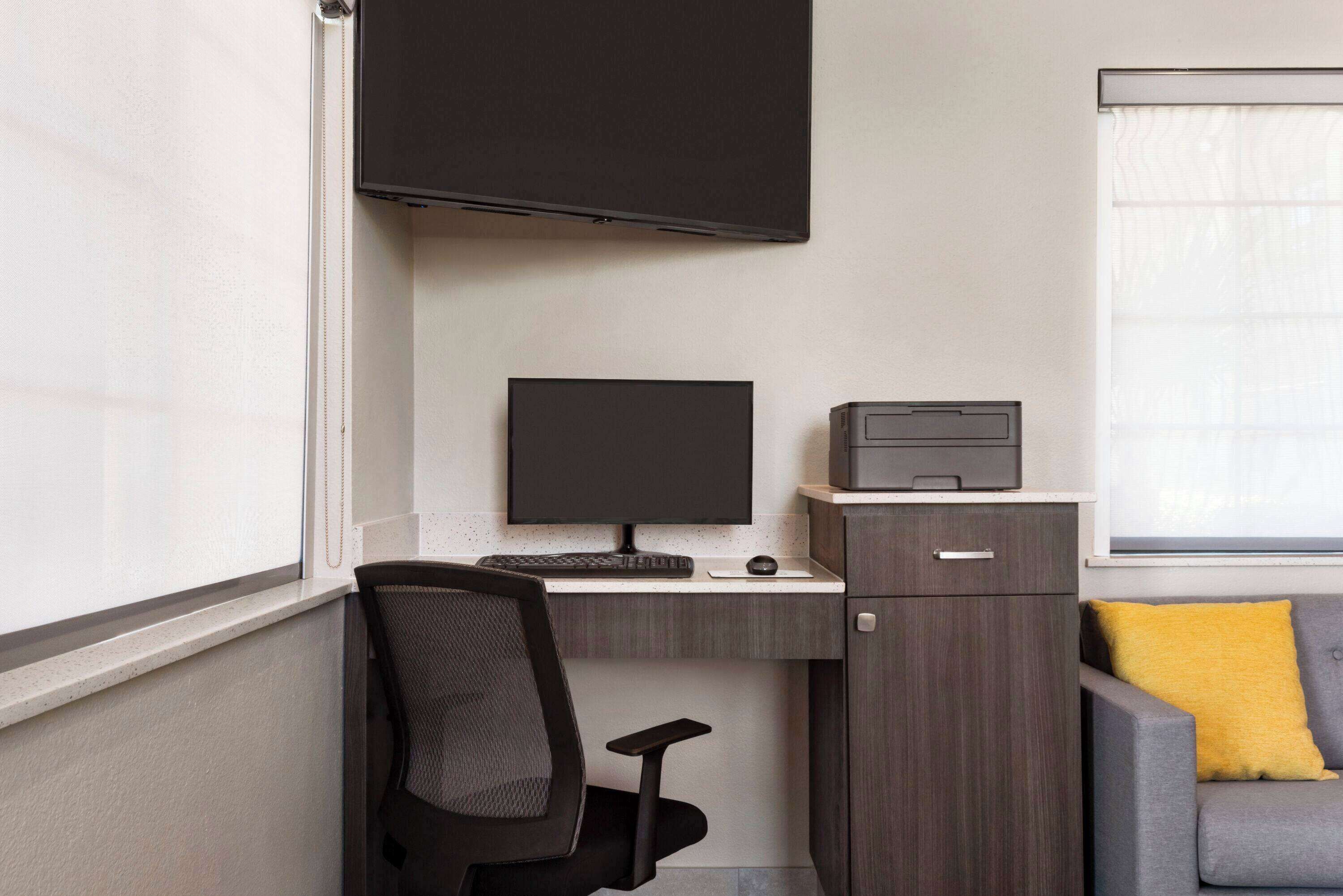 Foto - Days Inn & Suites by Wyndham Houston Hobby Airport