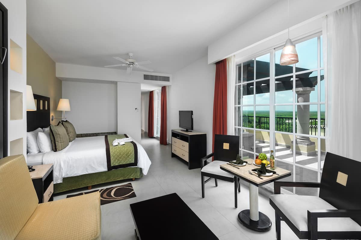 Studio With Jacuzzi | Quang cảnh từ phòng