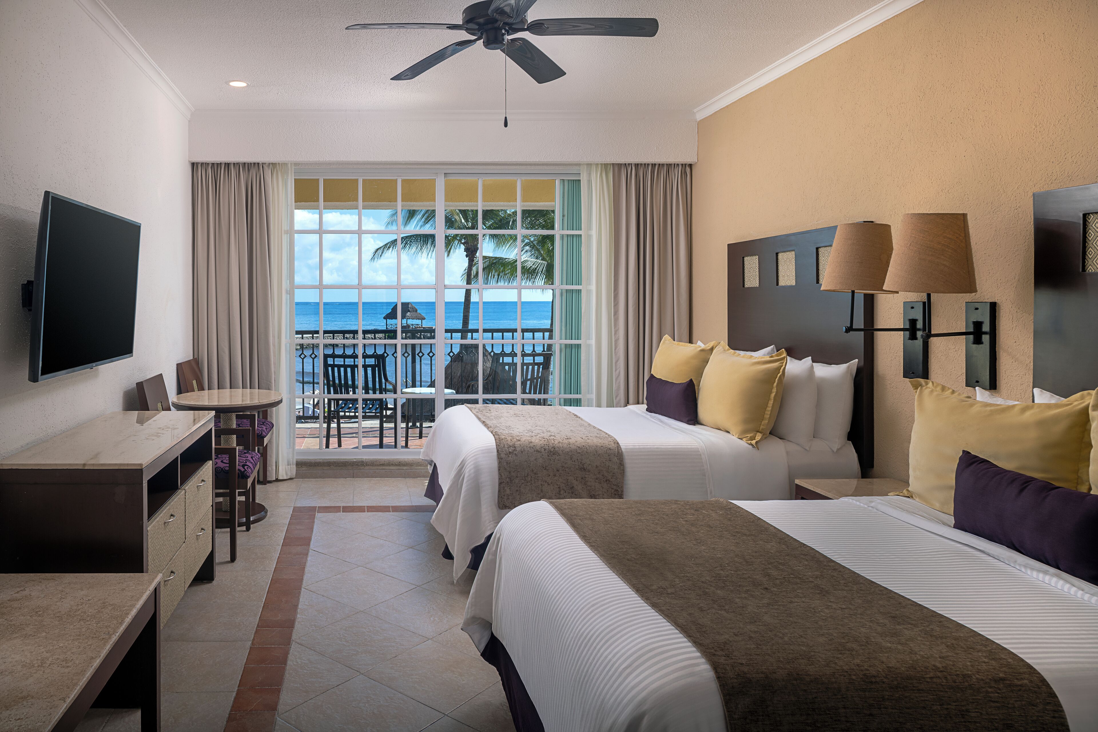 Premium bedding, minibar, in-room safe, desk