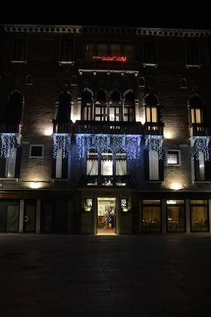 Front of property - evening/night. Hotel Palazzo Vitturi