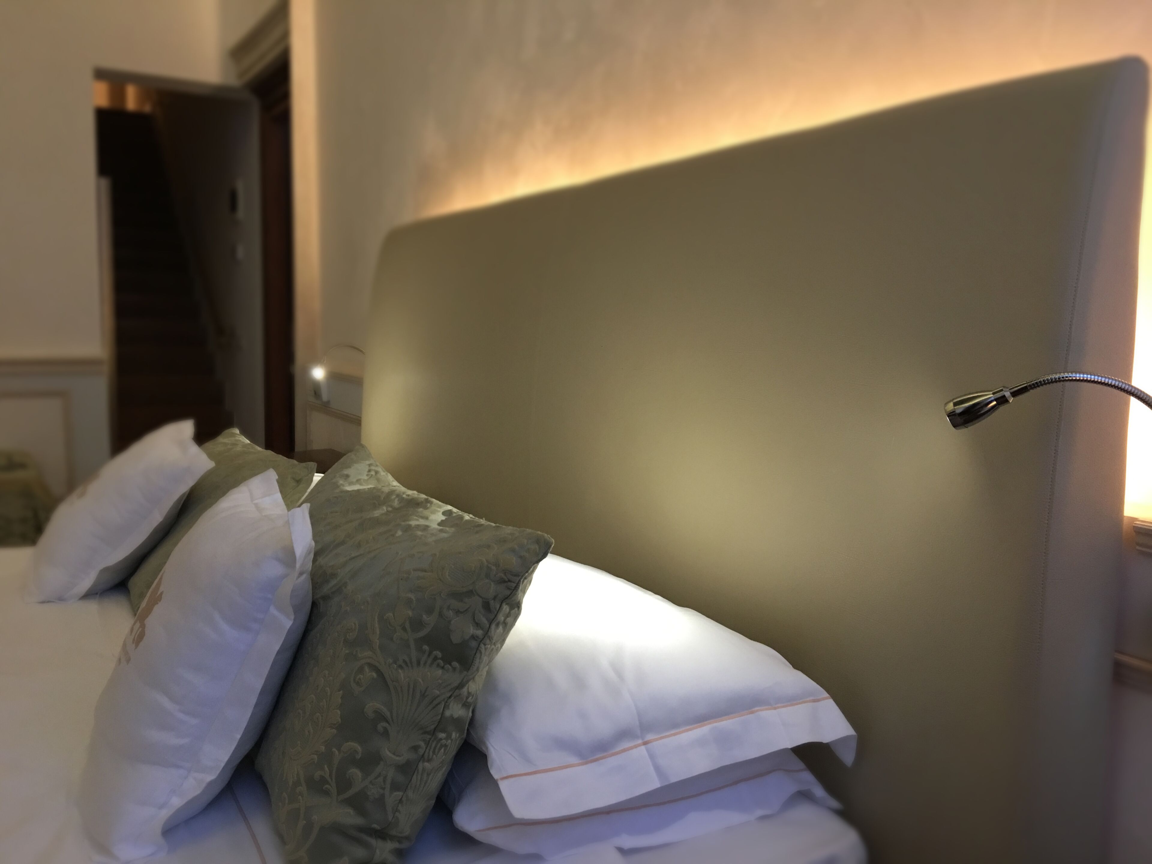 superior double or twin room | 1 bedroom, premium bedding, down duvets, minibar