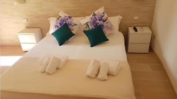 Panoramic Double or Twin Room | Minibar, desk, free WiFi