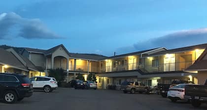 Best Budget Inn and Suites