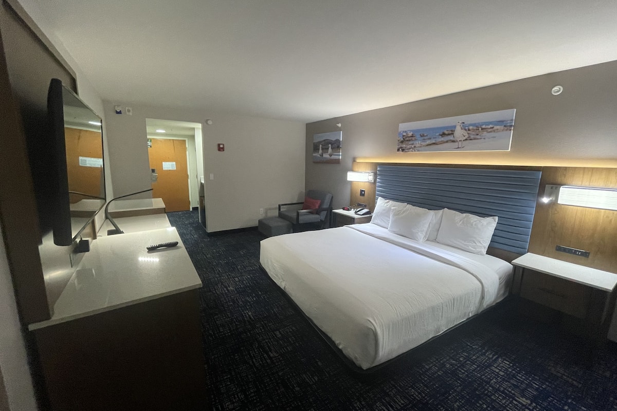 in-room safe, desk, blackout curtains, iron/ironing board