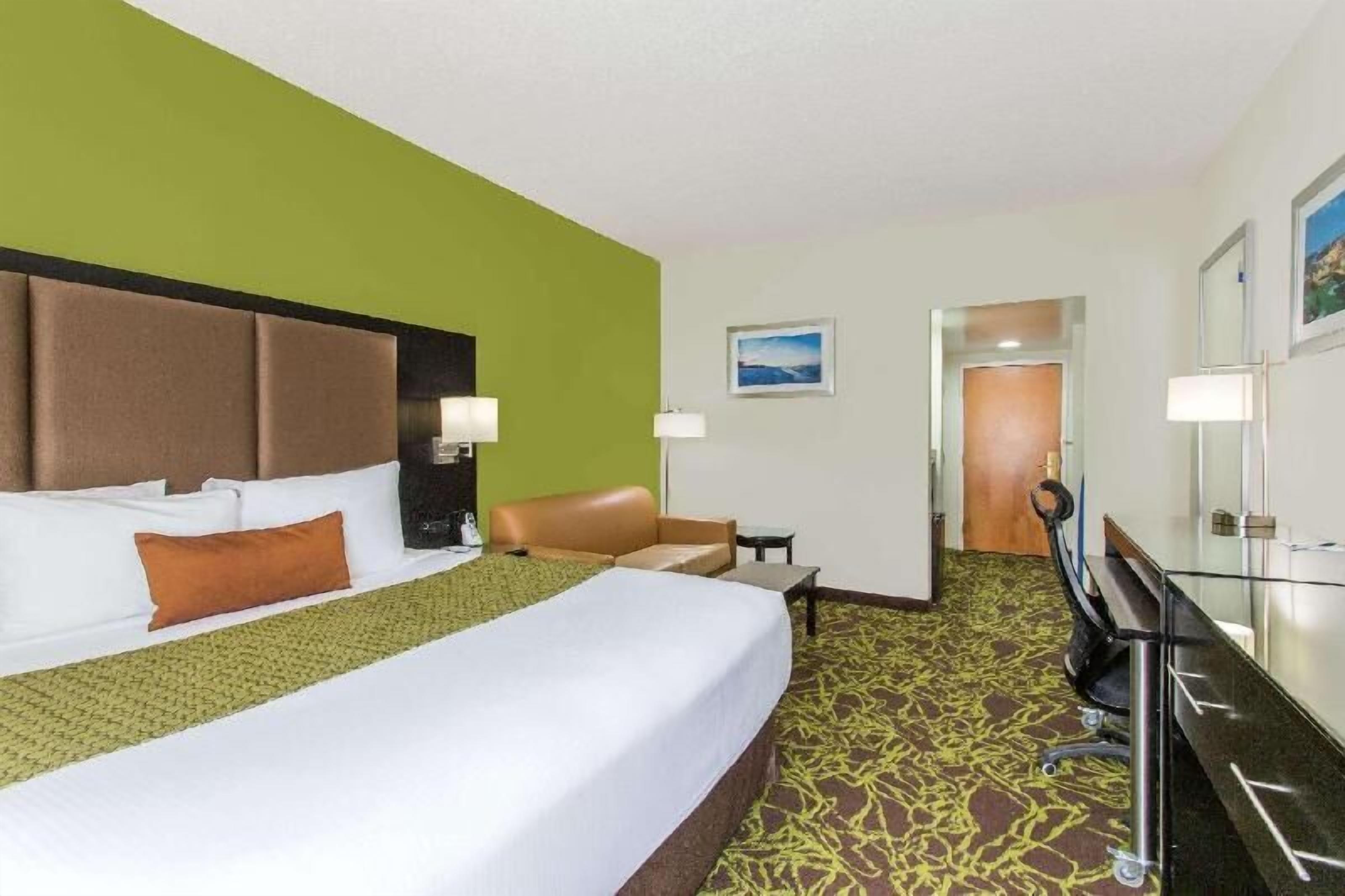 In-room safe, desk, blackout curtains, iron/ironing board