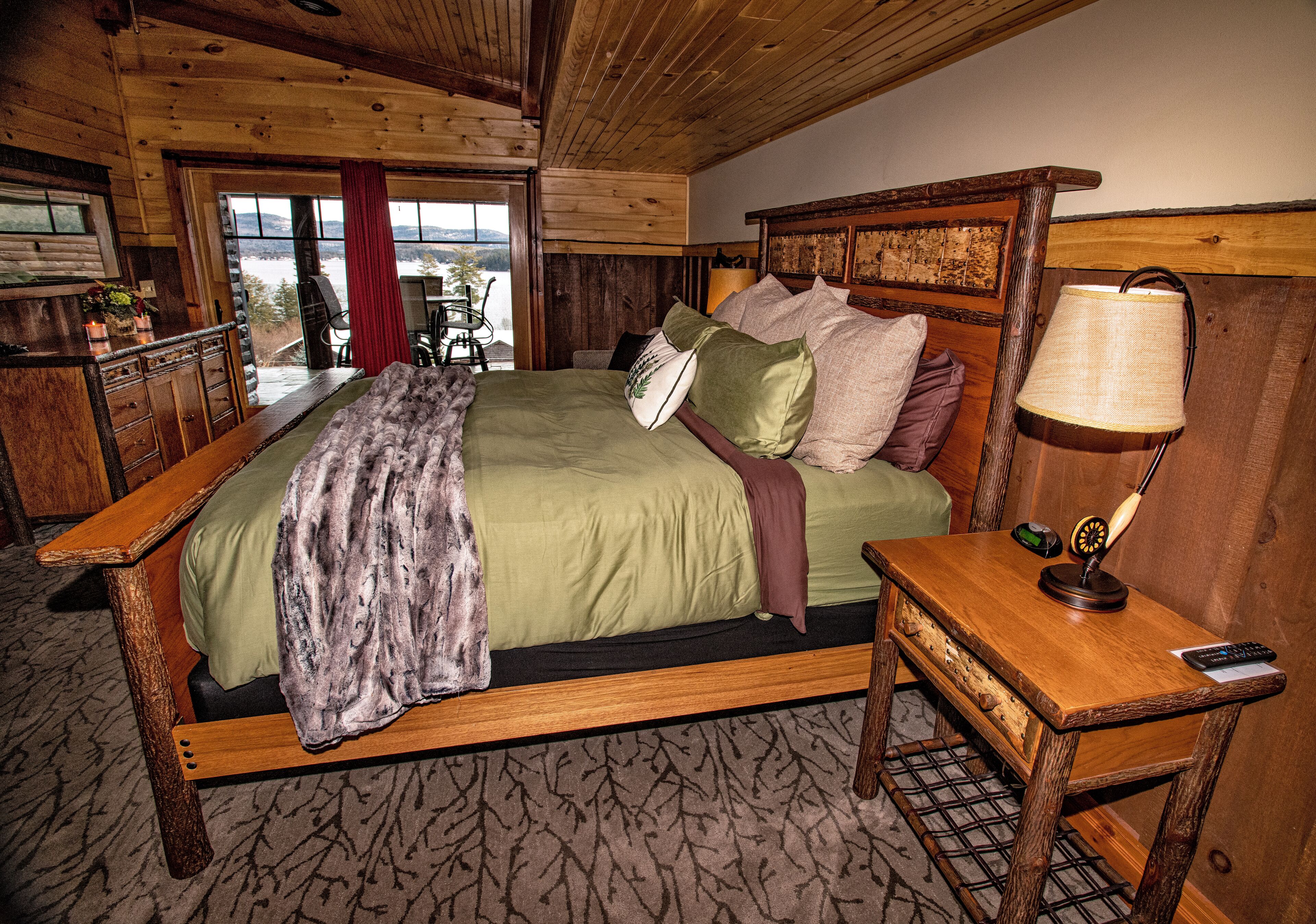 Premium bedding, pillowtop beds, iron/ironing board, free WiFi