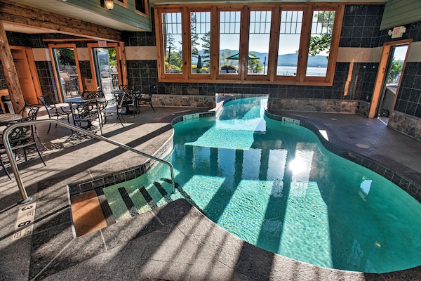 Indoor/outdoor pool
