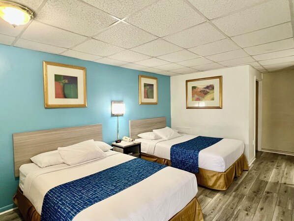 Double Room, 2 Double Beds | Desk, blackout curtains, iron/ironing board, free WiFi - Travelodge by Wyndham Hershey (Hershey)