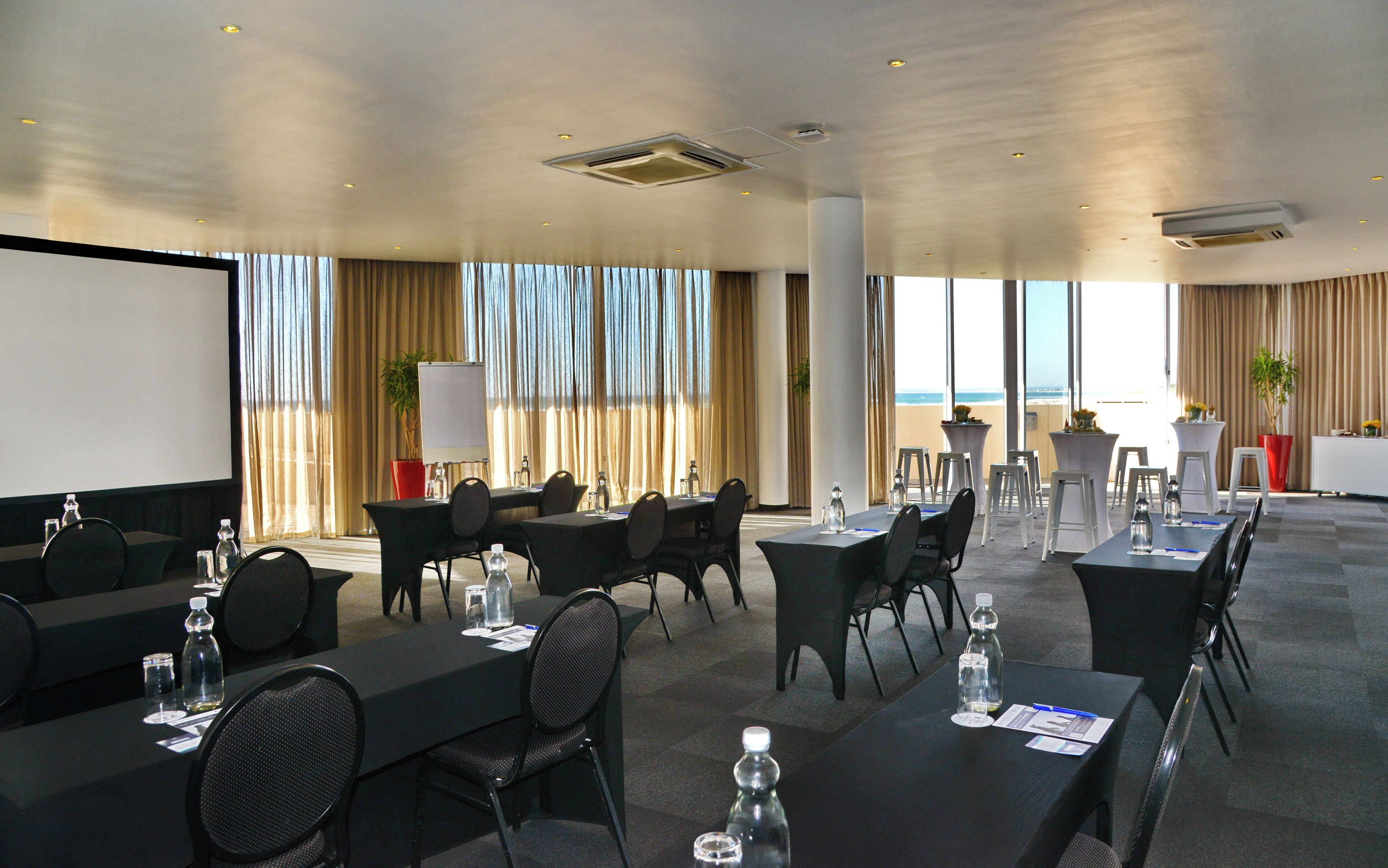 Foto - Lagoon Beach Hotel & Spa