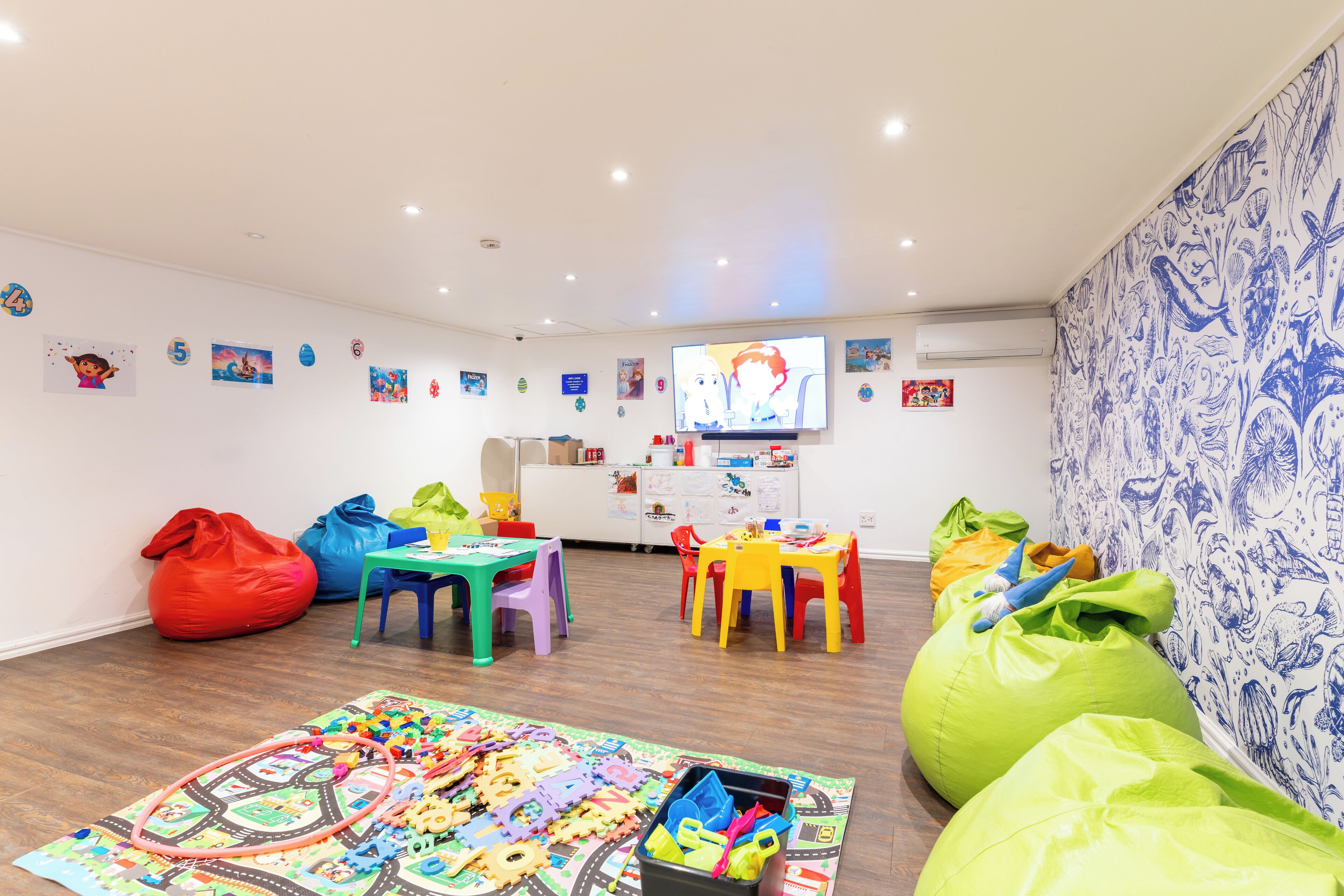 Aire de jeux - intérieure