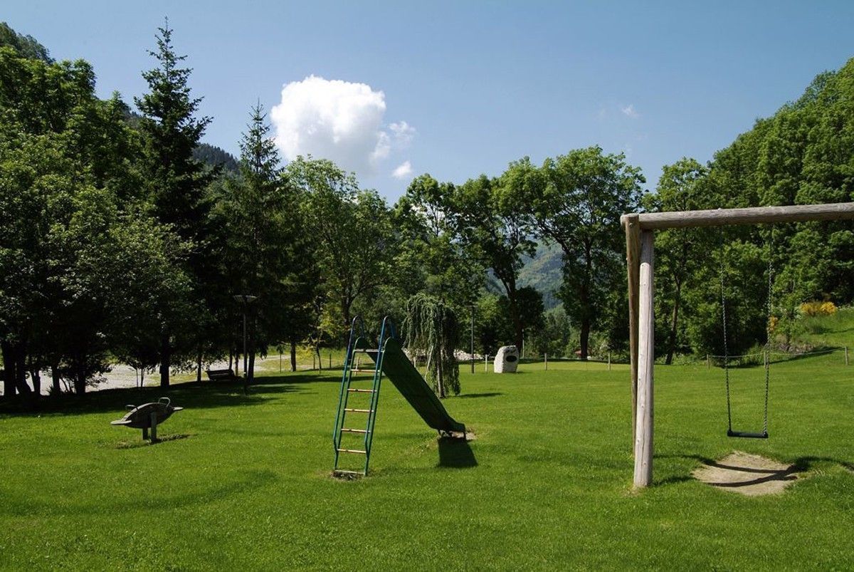 children’s play area – outdoor