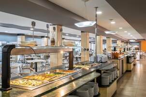 Se sirven almuerzos y cenas