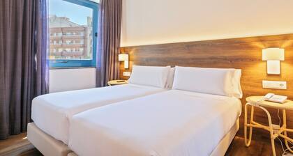 Hotel Acta Azul