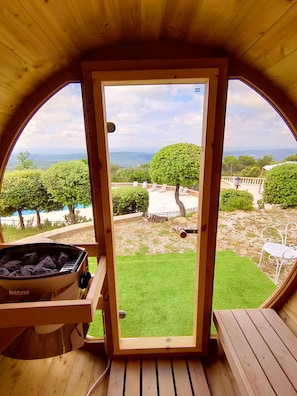 Couples treatment room(s), sauna, hot tub, steam room - La Bastide De Tourtour & Spa Hôtel (Tourtour)