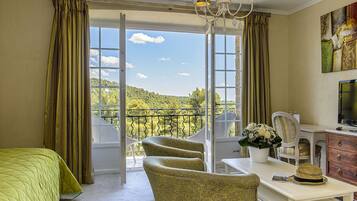 Superior-Zimmer (Spa access included) | Zimmersafe, individuell dekoriert, Schreibtisch, Bügeleisen/Bügelbrett