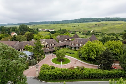Briqueterie Champagne, A Beauvallon Hotel & Spa