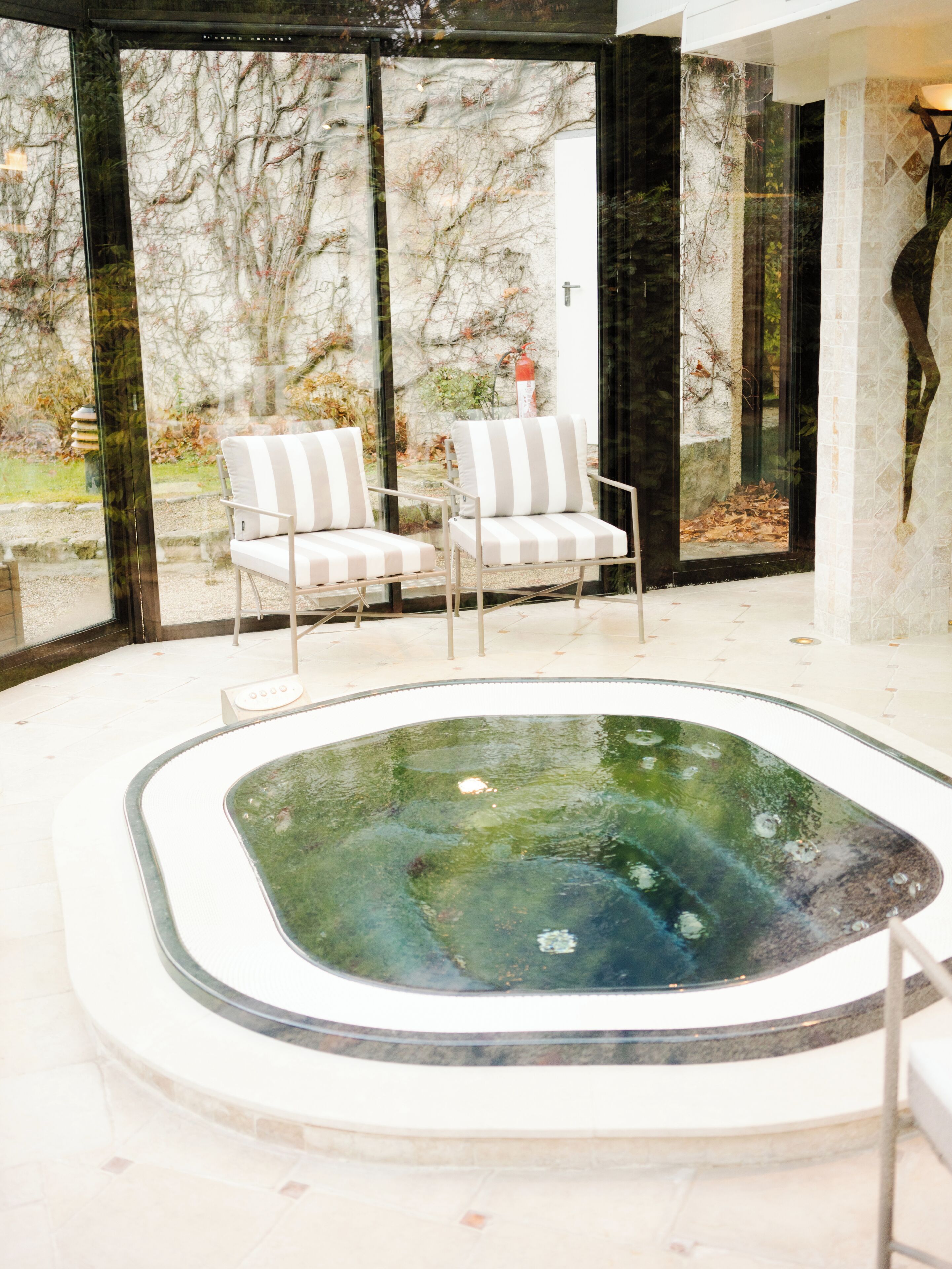 Boblebad, dampbad, tyrkisk bad/hamam, kroppsbehandlinger og aromaterapi