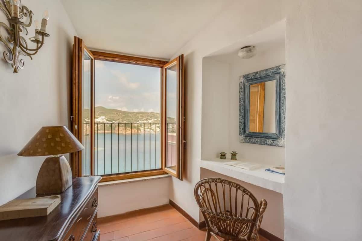 Habitació familiar, vistes al mar | Vista des de l'habitació