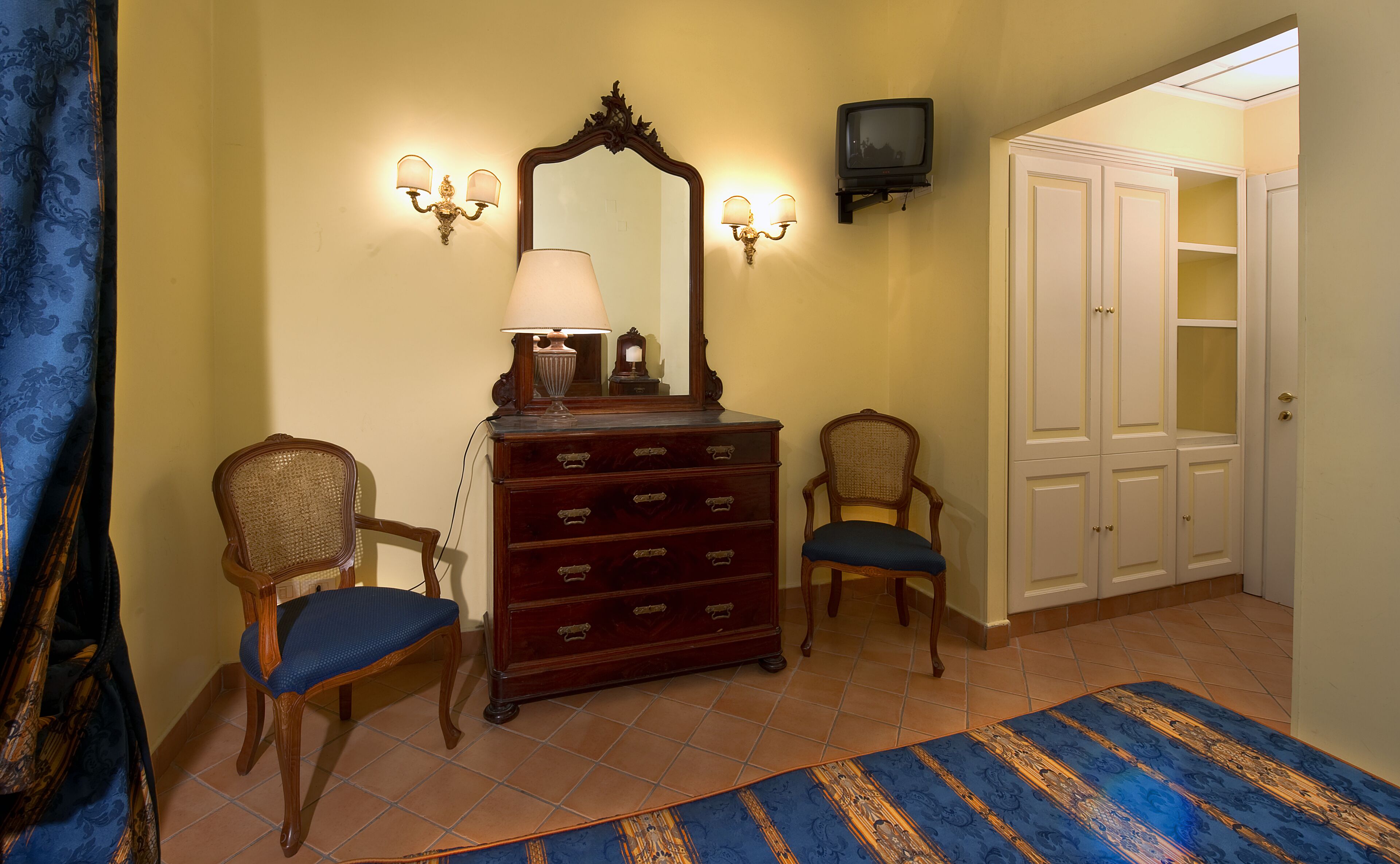 1 bedroom, minibar, in-room safe, desk