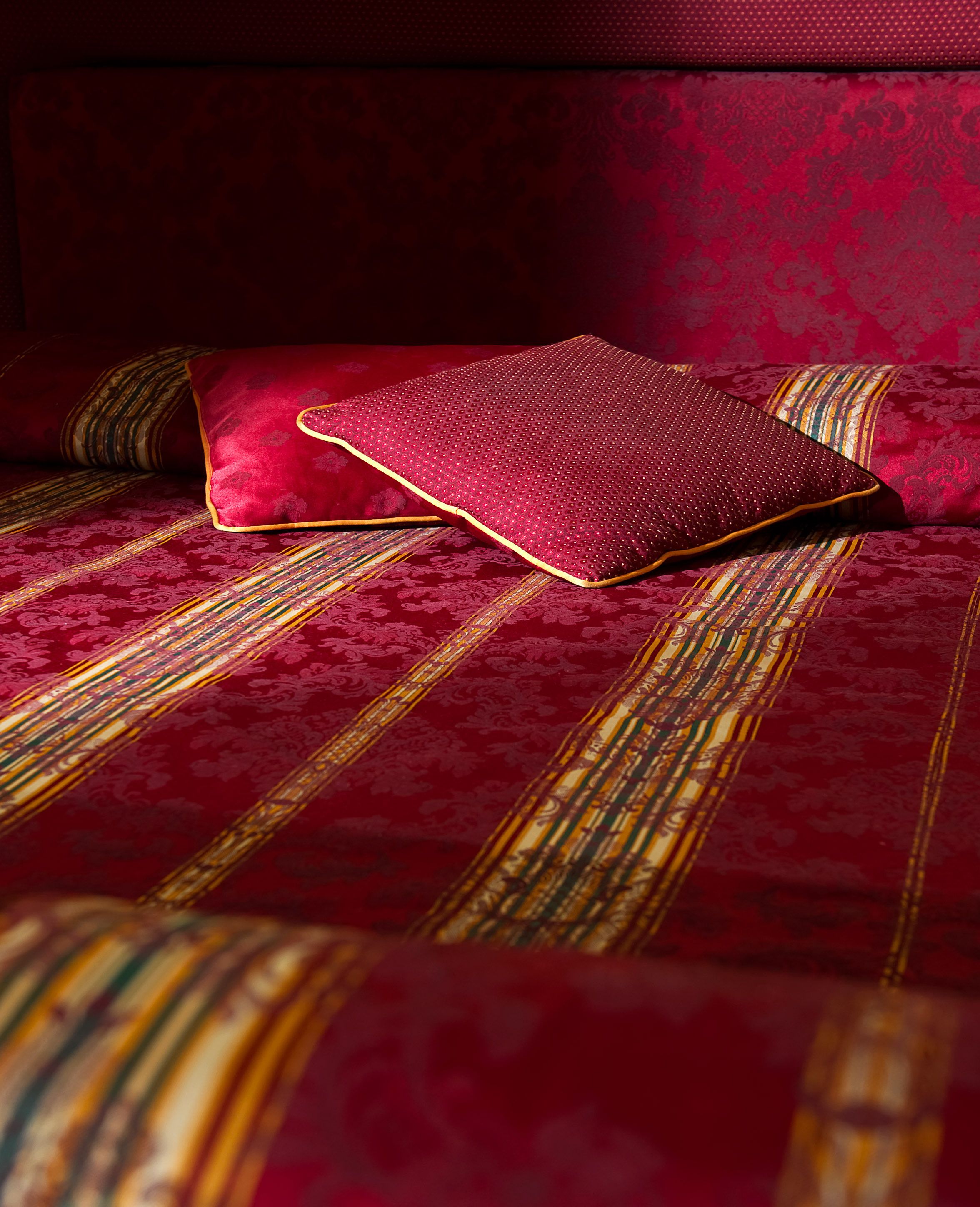 triple room | 1 bedroom, minibar, in-room safe, desk