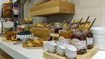 Daily buffet breakfast (EUR 12.9 per person)