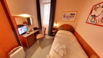 Minibar, in-room safe, individually furnished, desk