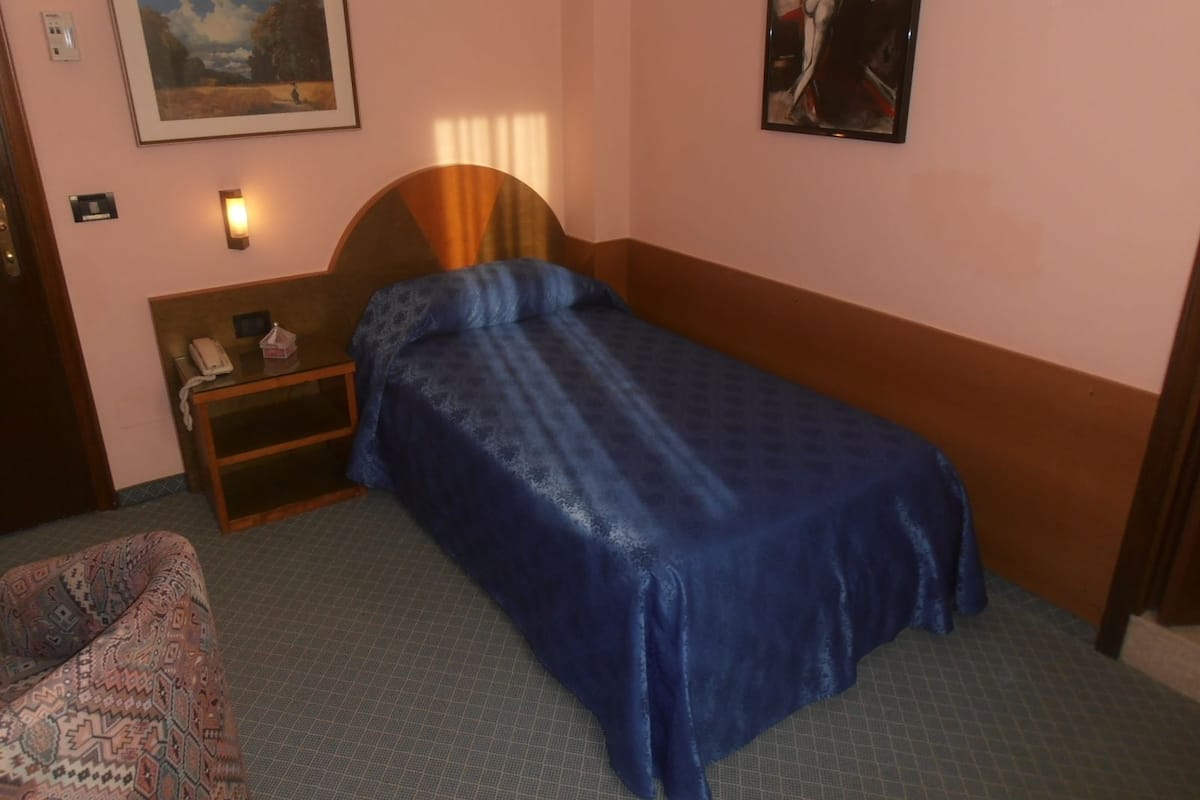 Minibar, in-room safe, individually furnished, desk