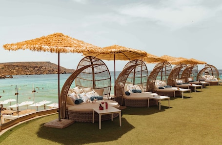 Beach bar