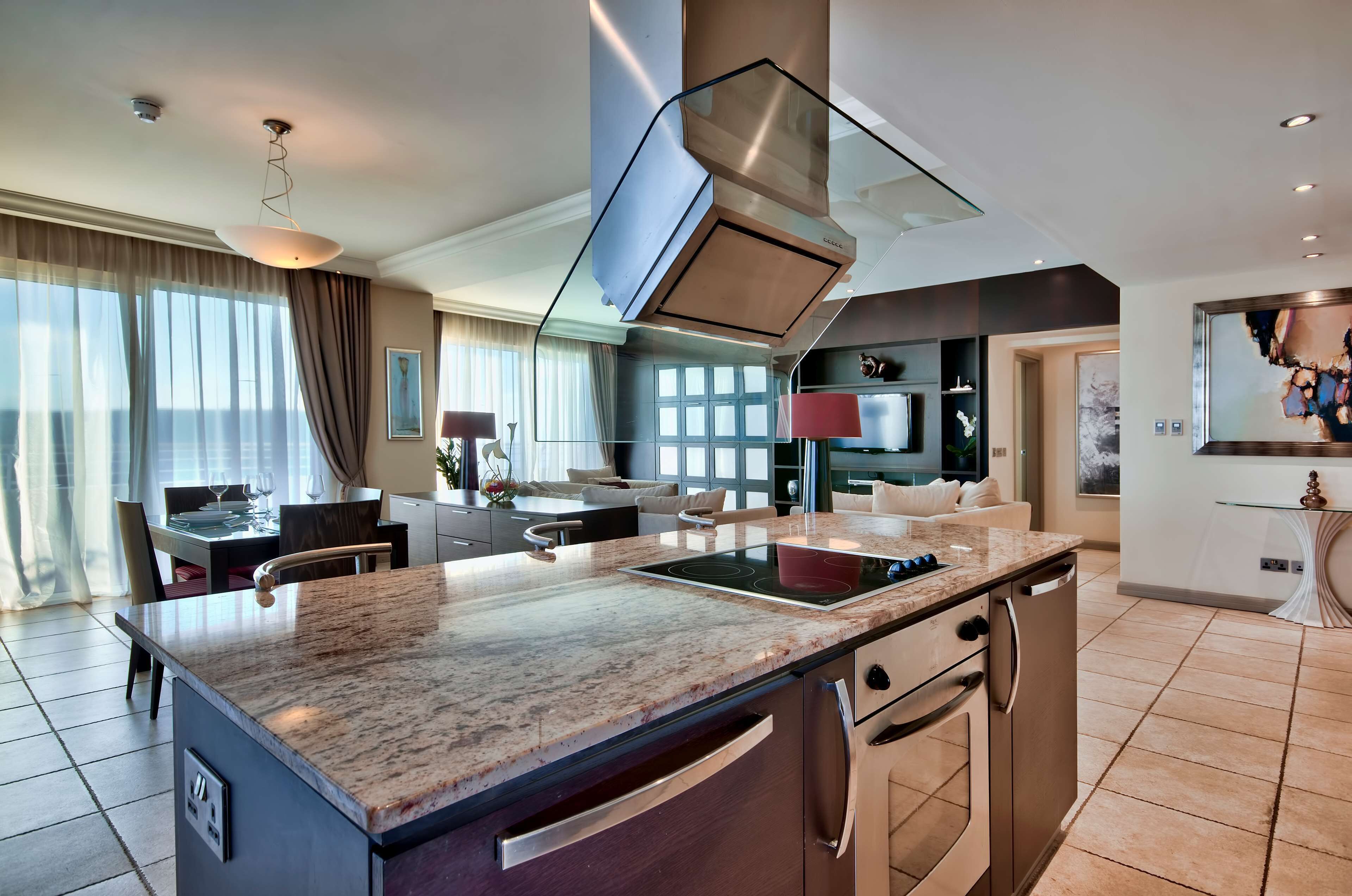 hypo-allergenic bedding, minibar, in-room safe, desk