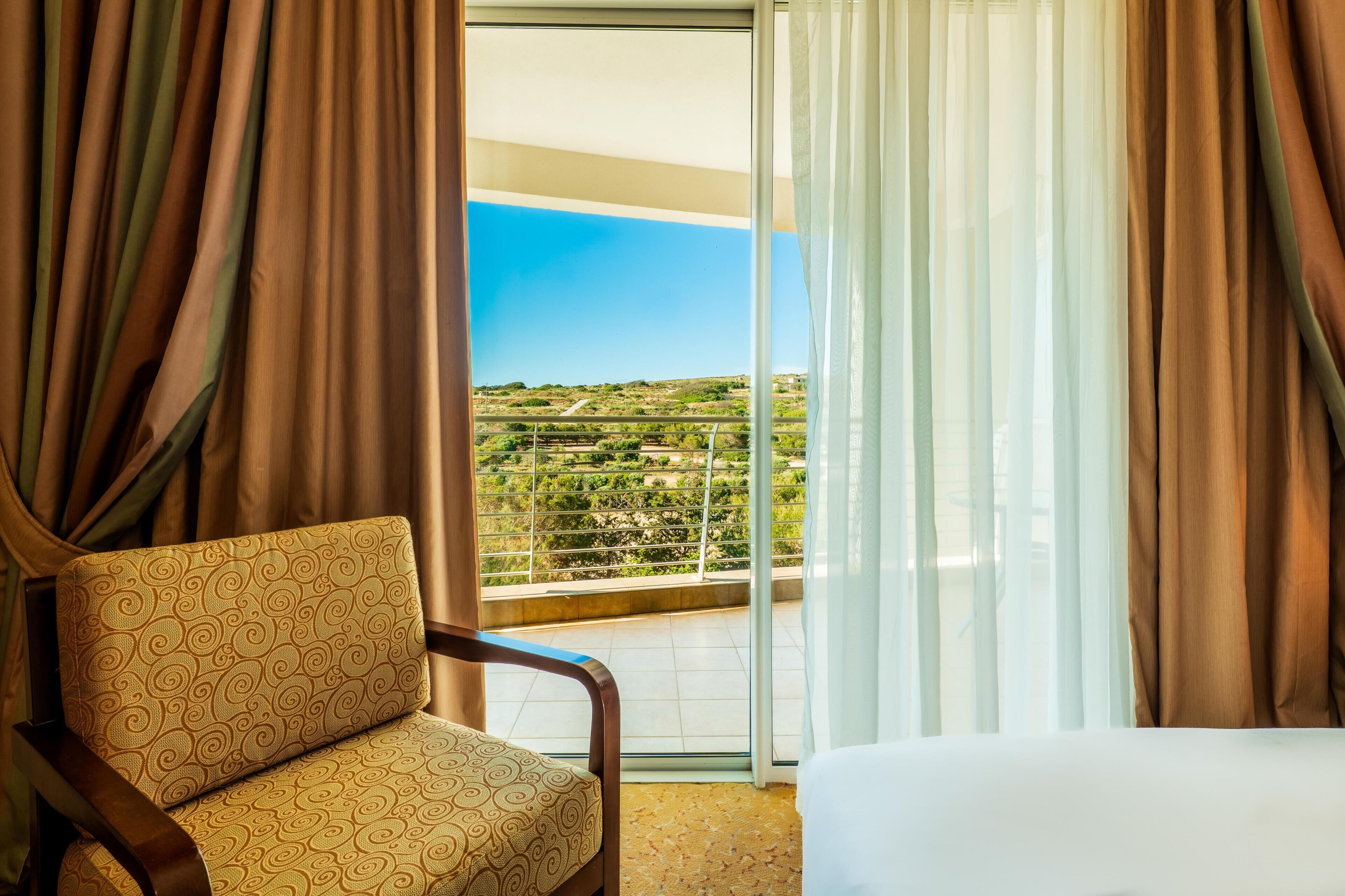 Suite, 2 Bedrooms (Country View) | Hypo-allergenic bedding, minibar, in-room safe, desk