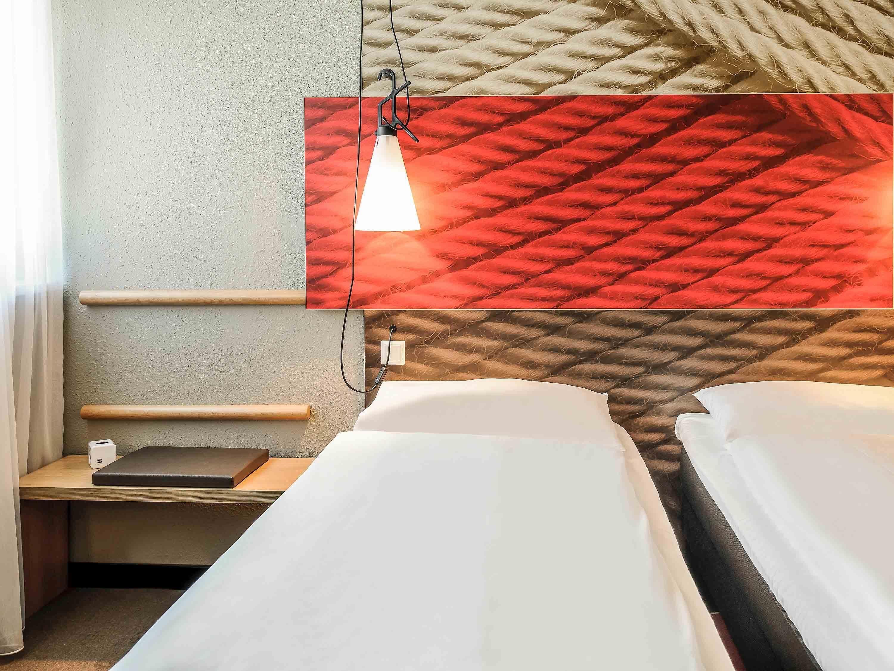Standard Room, 2 Twin Beds | In-room safe, desk, blackout drapes, iron/ironing board