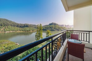 Lake View Deluxe Twin Beds Room | View from room