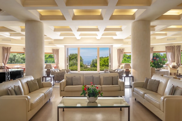 2 barer/lounger, bar i poolen och bar vid poolen