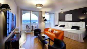 Standard Room | Laptop workspace, blackout curtains, free WiFi, bed sheets