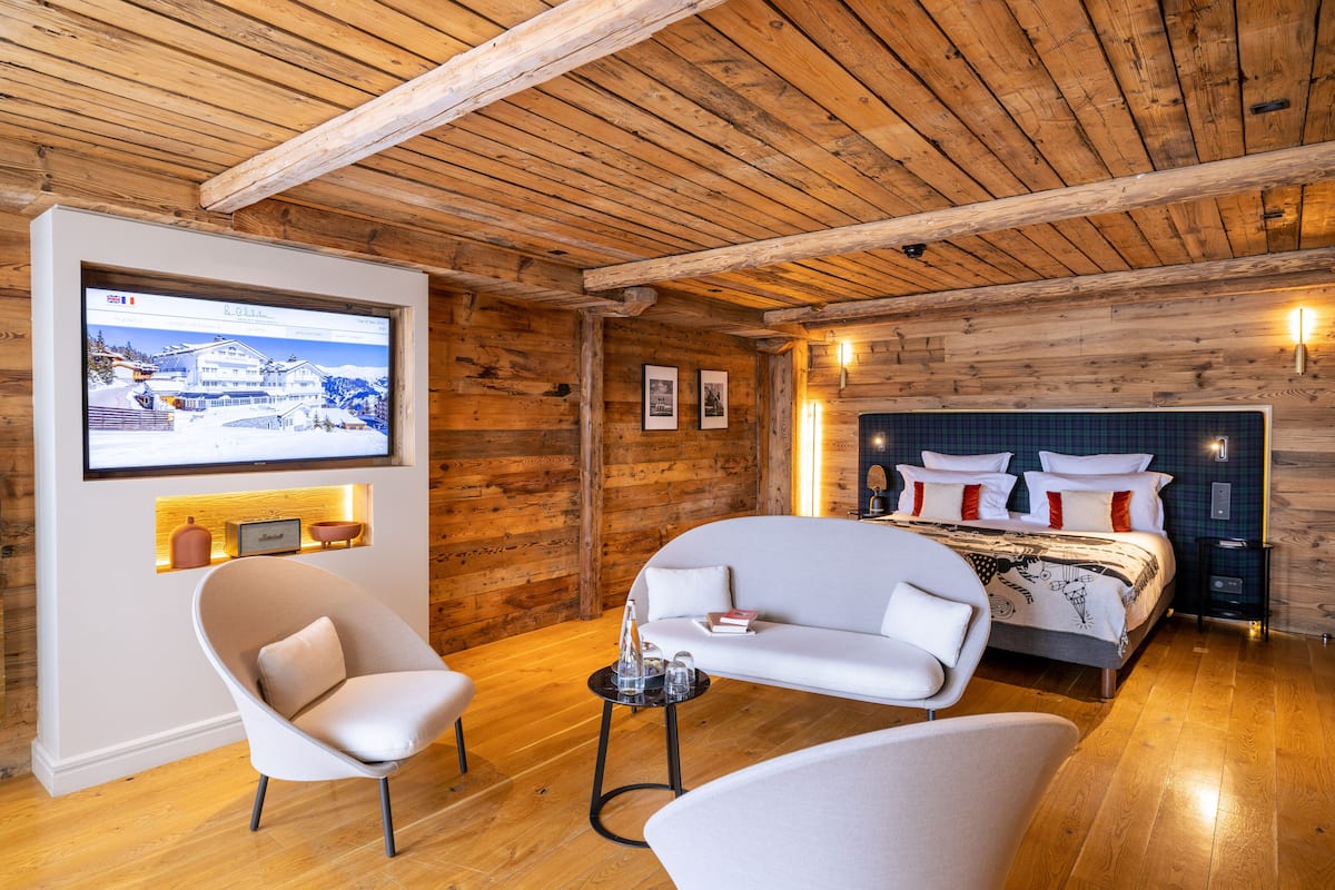 suite (alpes) | 1 bedroom, premium bedding, minibar, in-room safe