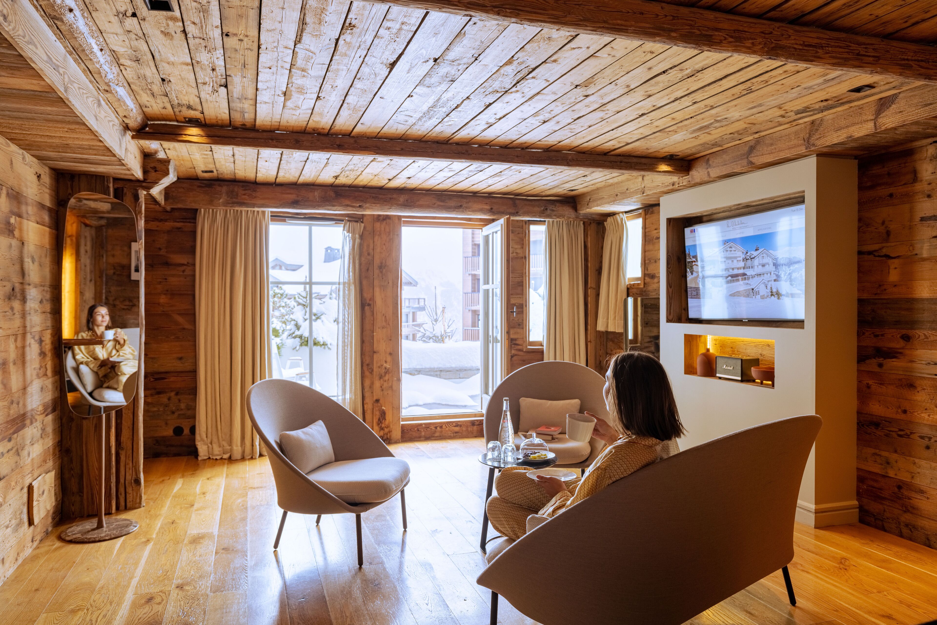 suite (alpes) | 1 bedroom, premium bedding, minibar, in-room safe