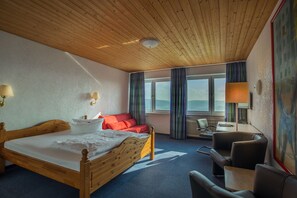 Hypo-allergenic bedding, desk, blackout curtains, soundproofing