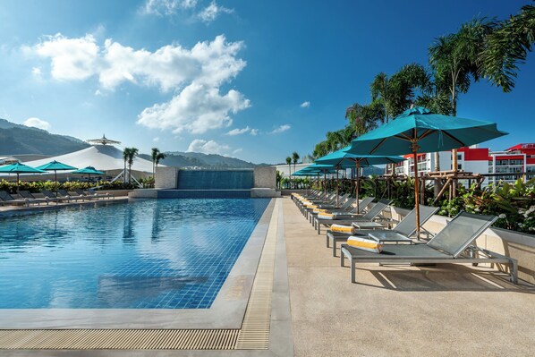 2 outdoor pools, pool umbrellas - M Social Hotel Phuket (Patong)